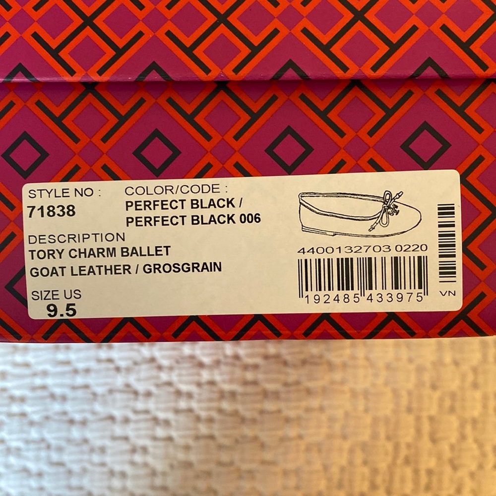 Tory Burch new black leather ballet flats